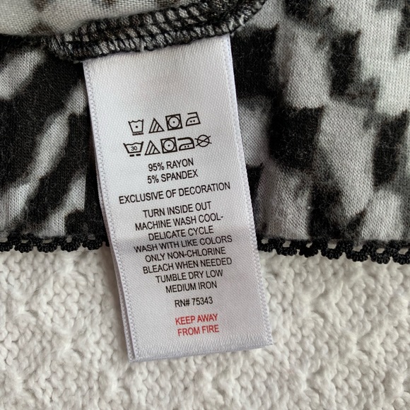 2 Shorts: one BEBOP Sz M & one CYNTHIA ROWLEY Sz S - Picture 7 of 8